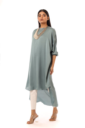 Oversized Fitted-Sleeve Dress