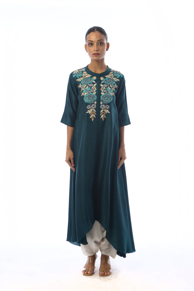 Floral Embroidered Kurta
