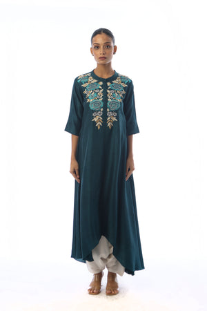 Floral Embroidered Kurta