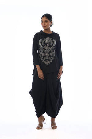 Roll Collar Embroidered Set