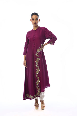 Side Embroidered Kurta