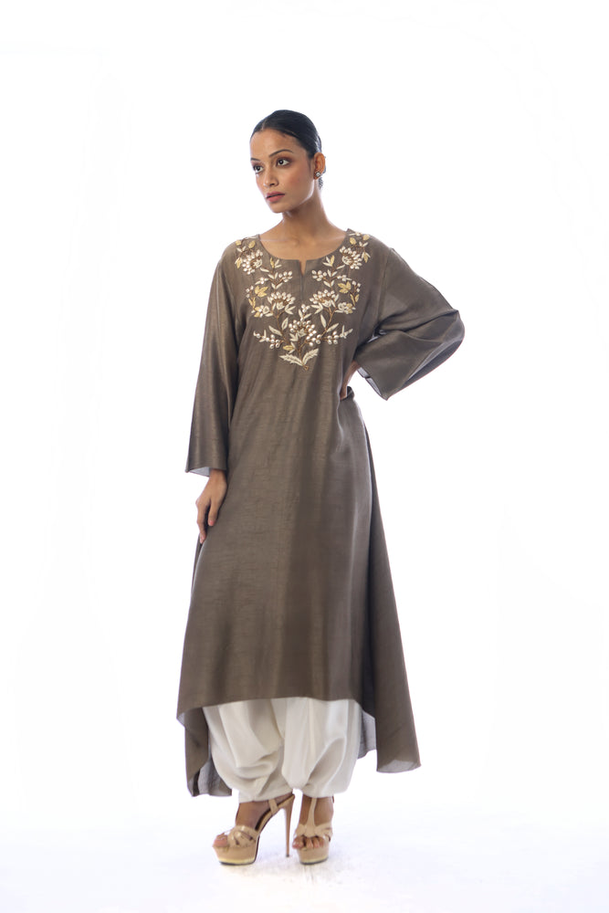 Embroidered High-low Kurta