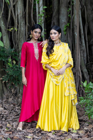 Front & Back Embroidered Kurta