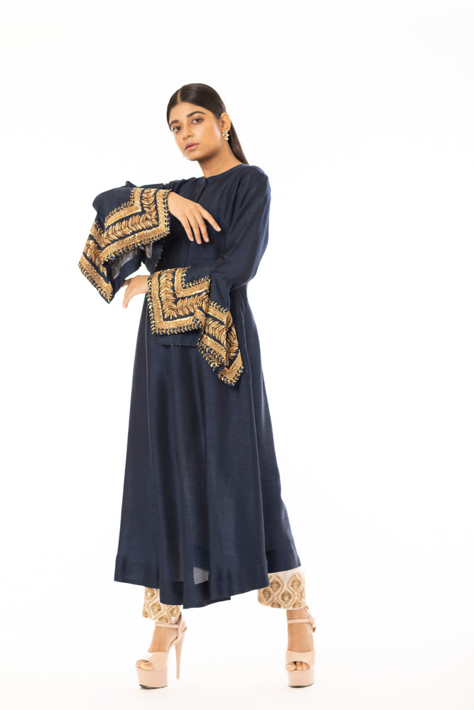 Sleeve Embroidered Kurta