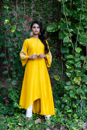 Asymmetric Embroidered Kurta