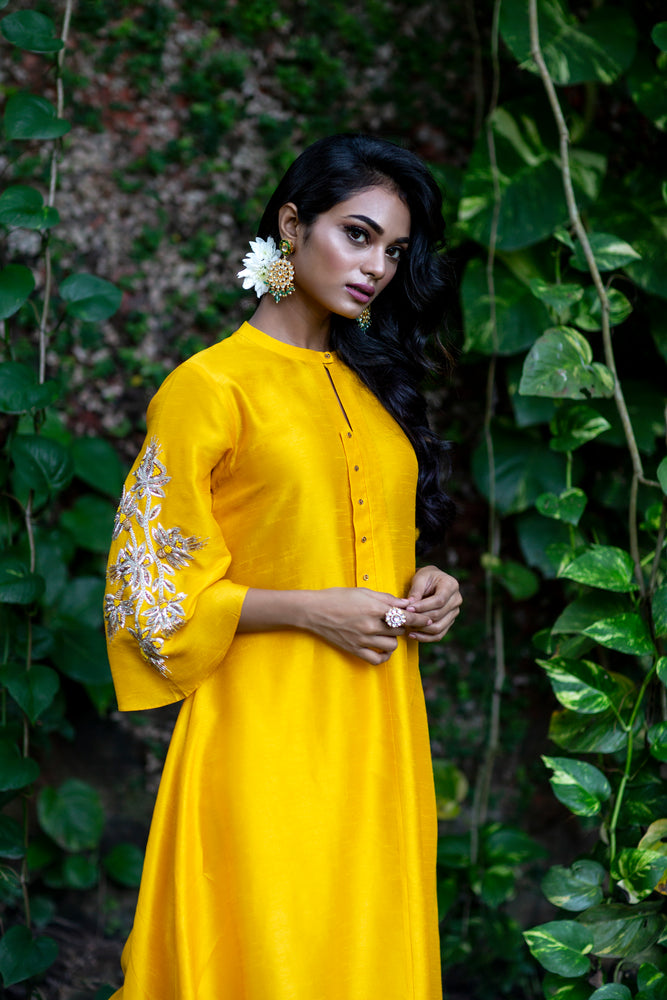 Asymmetric Embroidered Kurta