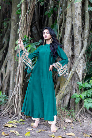 Sleeve Embroidered Kurta