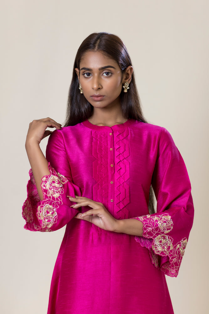 Floral Embroidered Sleeve Kurta